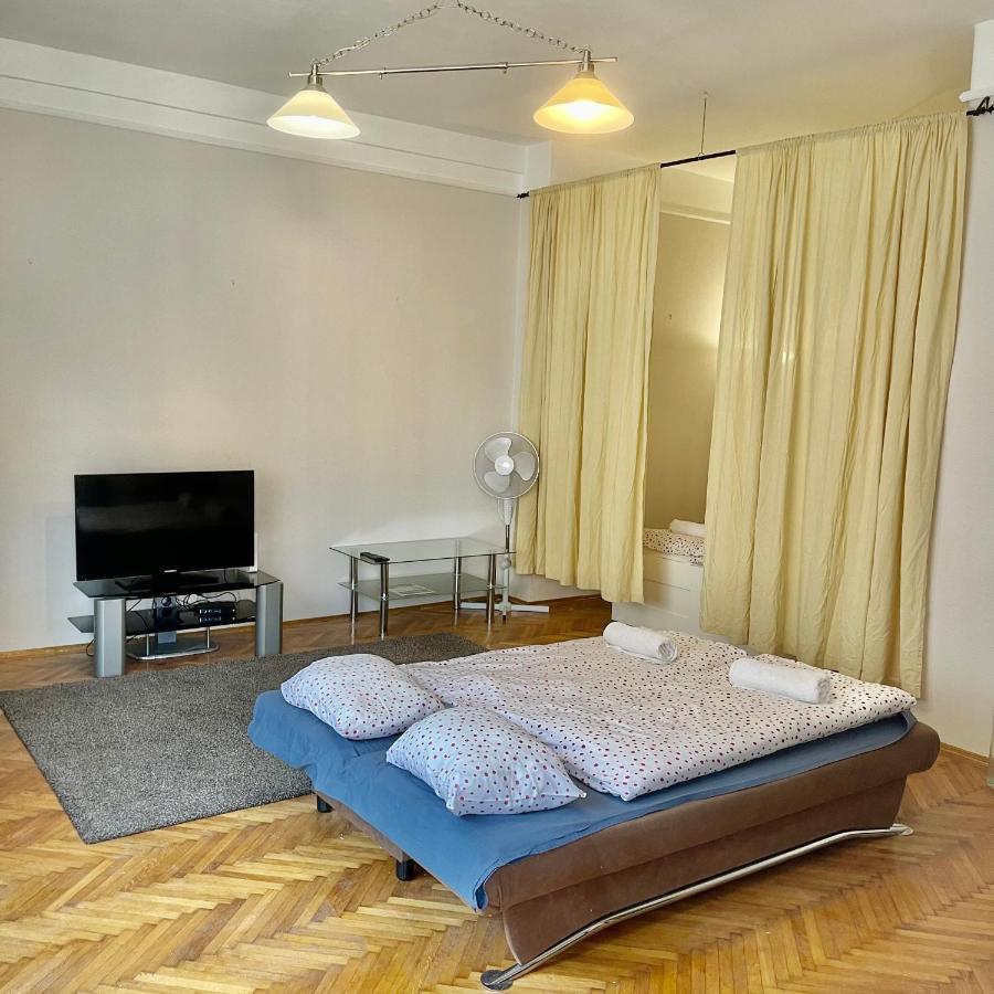 Appartement Elizabeth Bridge With Gellert-Hill View à Budapest Extérieur photo